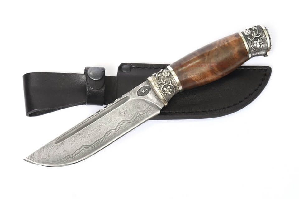 Авторский кизлярский нож из дамасской стали Баттар №3 с гардами ручной работы