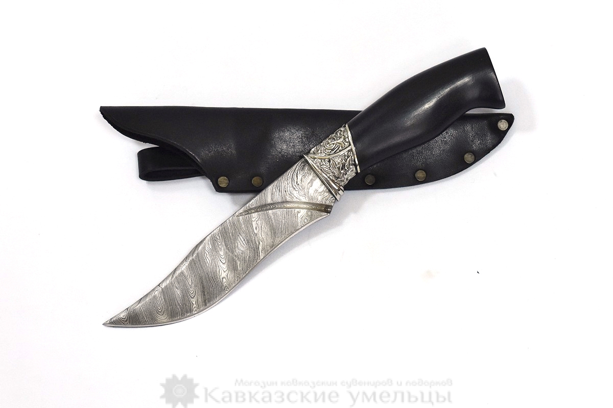 Кизлярский нож из дамасской стали с гардой ручной работы