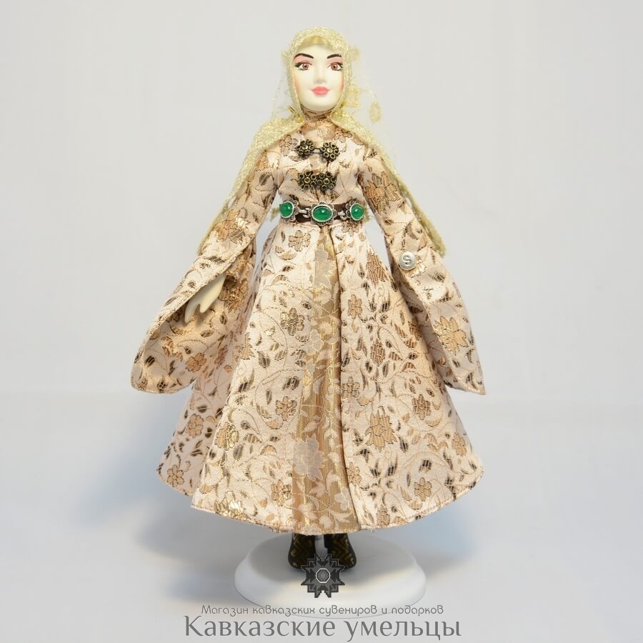картинка Коллекционная кукла в кумыкском национальном костюме от магазина Кавказские умельцы