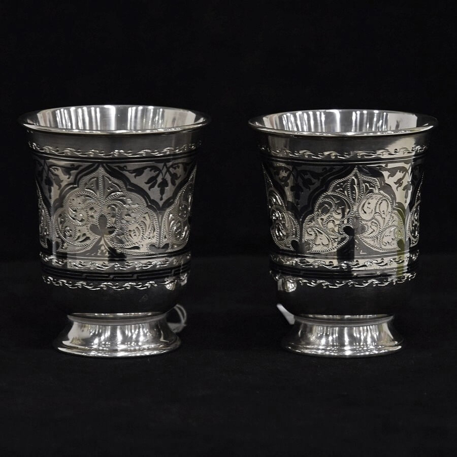 Набор из двух серебряных стаканов ручной работы