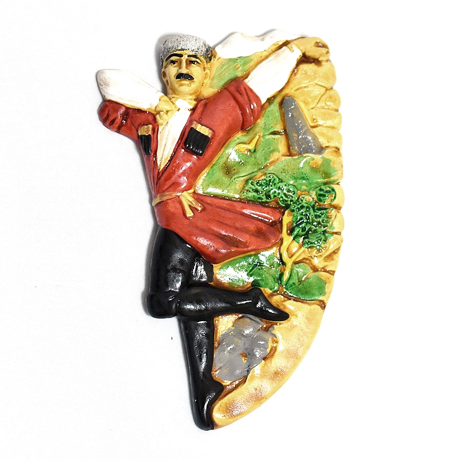 картинка Магнитик сувенирный Горец в танце от магазина Кавказские умельцы