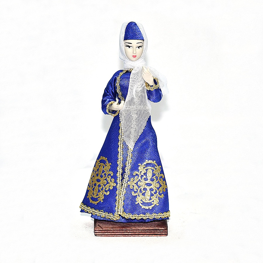 Сувенирная кукла Горянка в кавказском национальном платье синего цвета (20 см)
