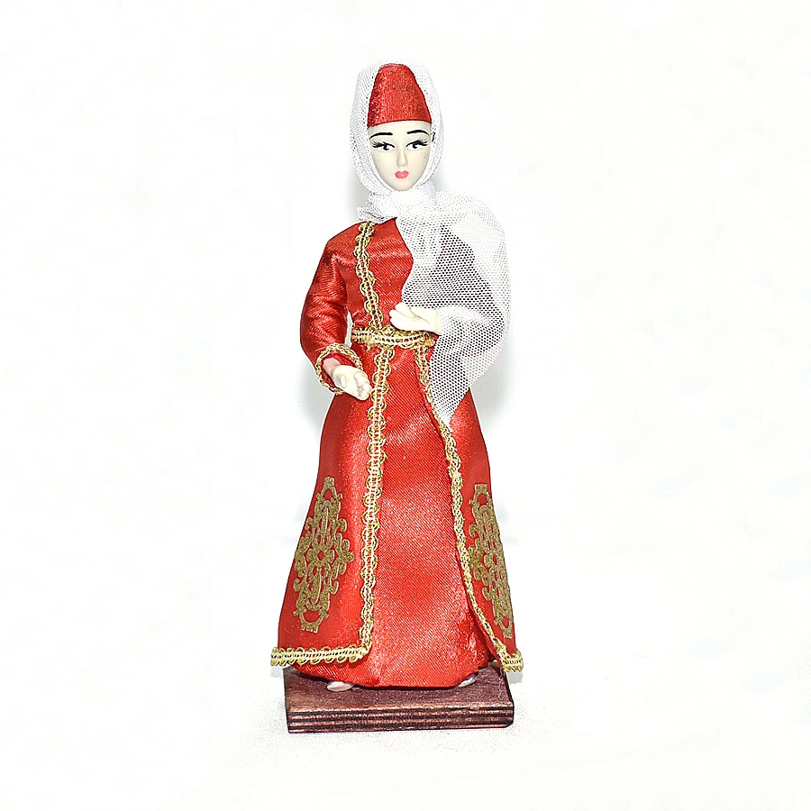 картинка Сувенирная кукла Горянка в кавказском национальном платье красного цвета (20 см) от магазина Кавказские умельцы