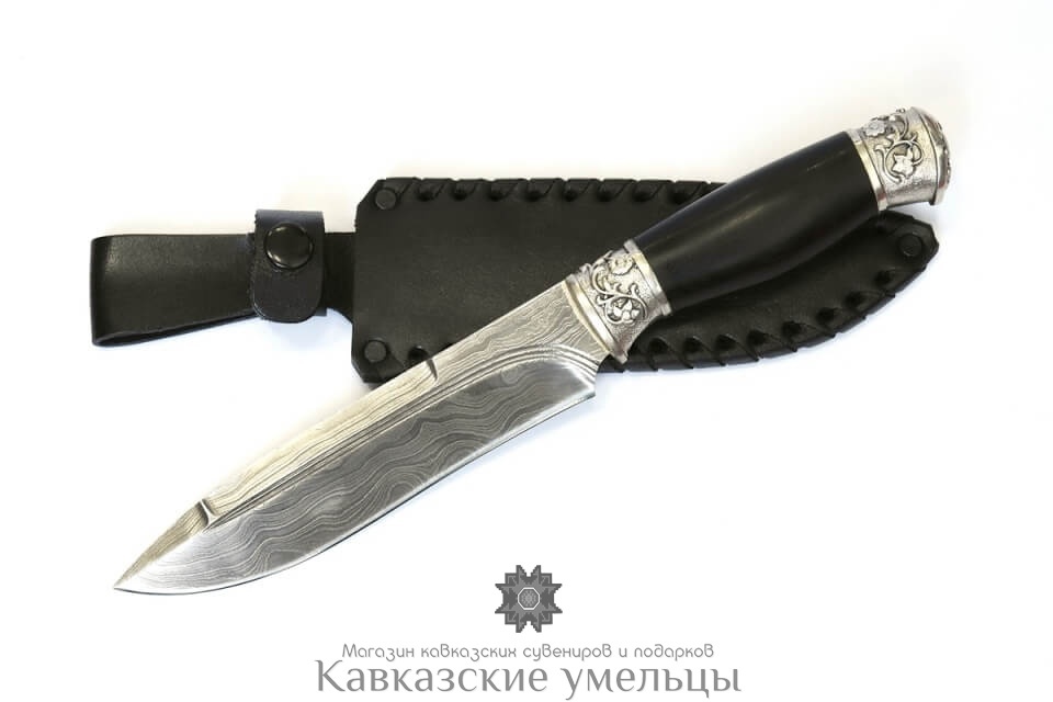 картинка Авторский кизлярский нож из дамасской стали Баттар №7 с гардами ручной работы от магазина Кавказские умельцы