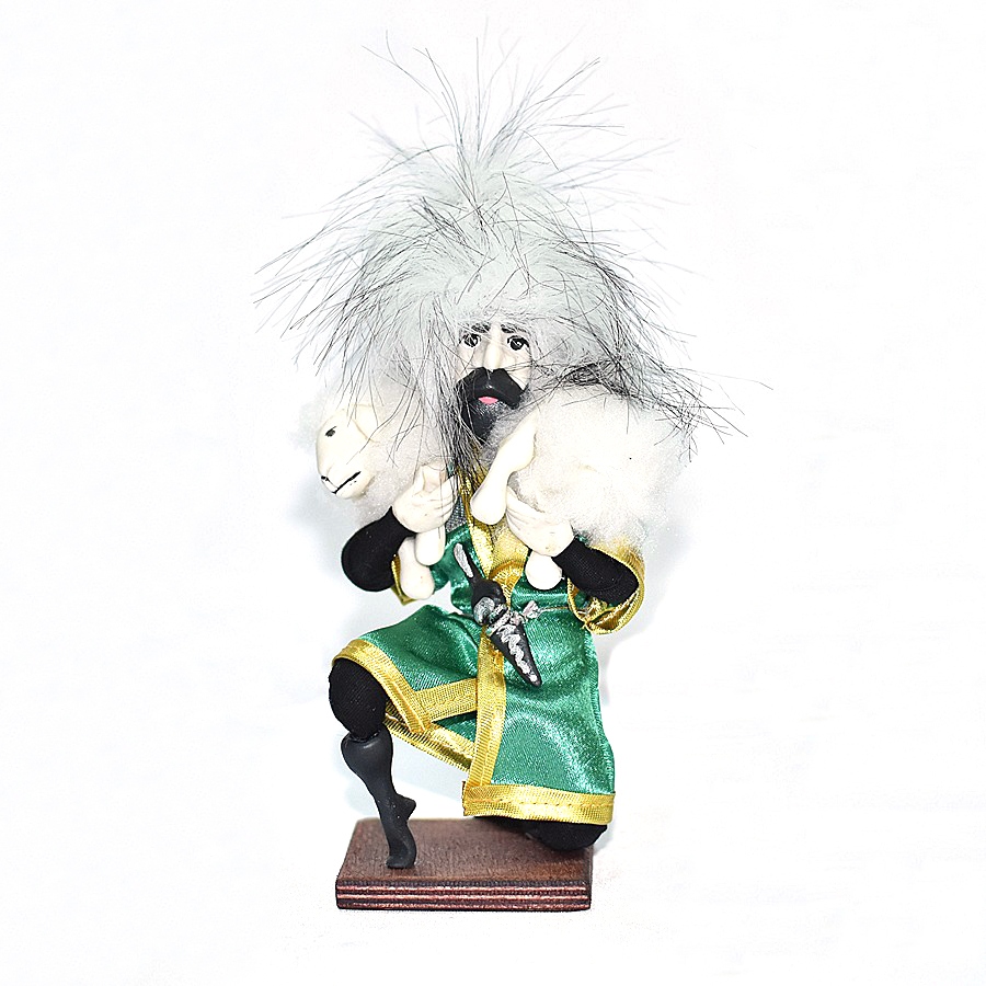 Сувенирная кукла Джигит с барашкой(18 см)
