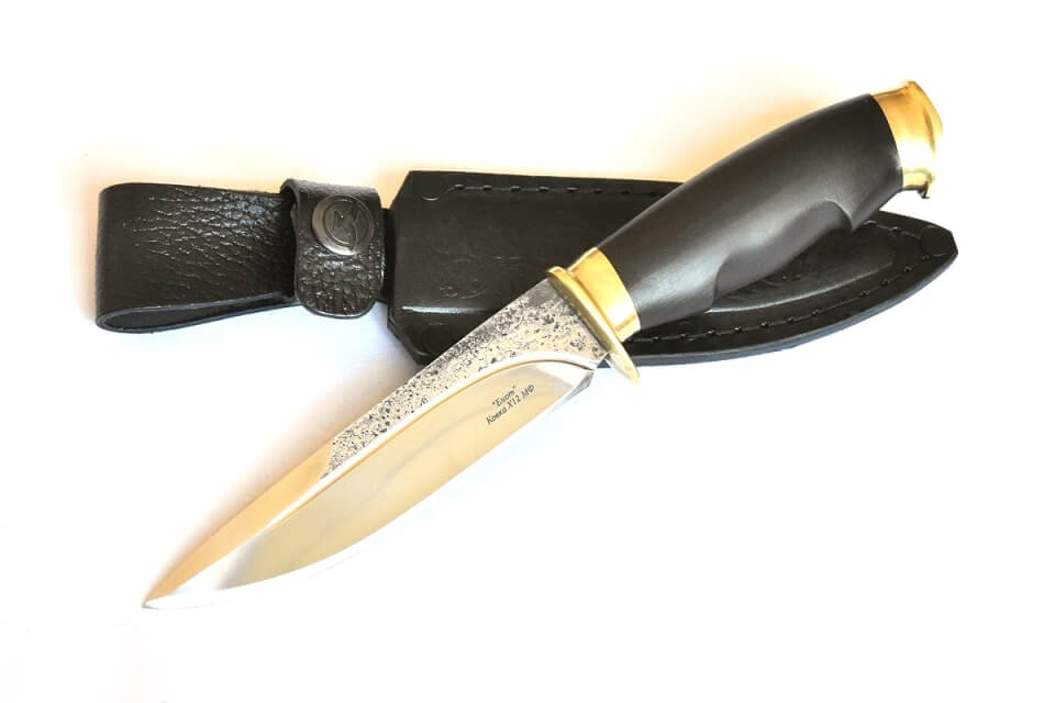 Кизлярский нож Енот из кованой стали с гардами ручной работы.