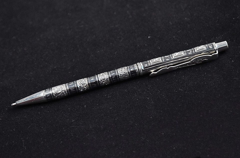 Ручка серебряная (шариковая) тонкая ручной работы №5