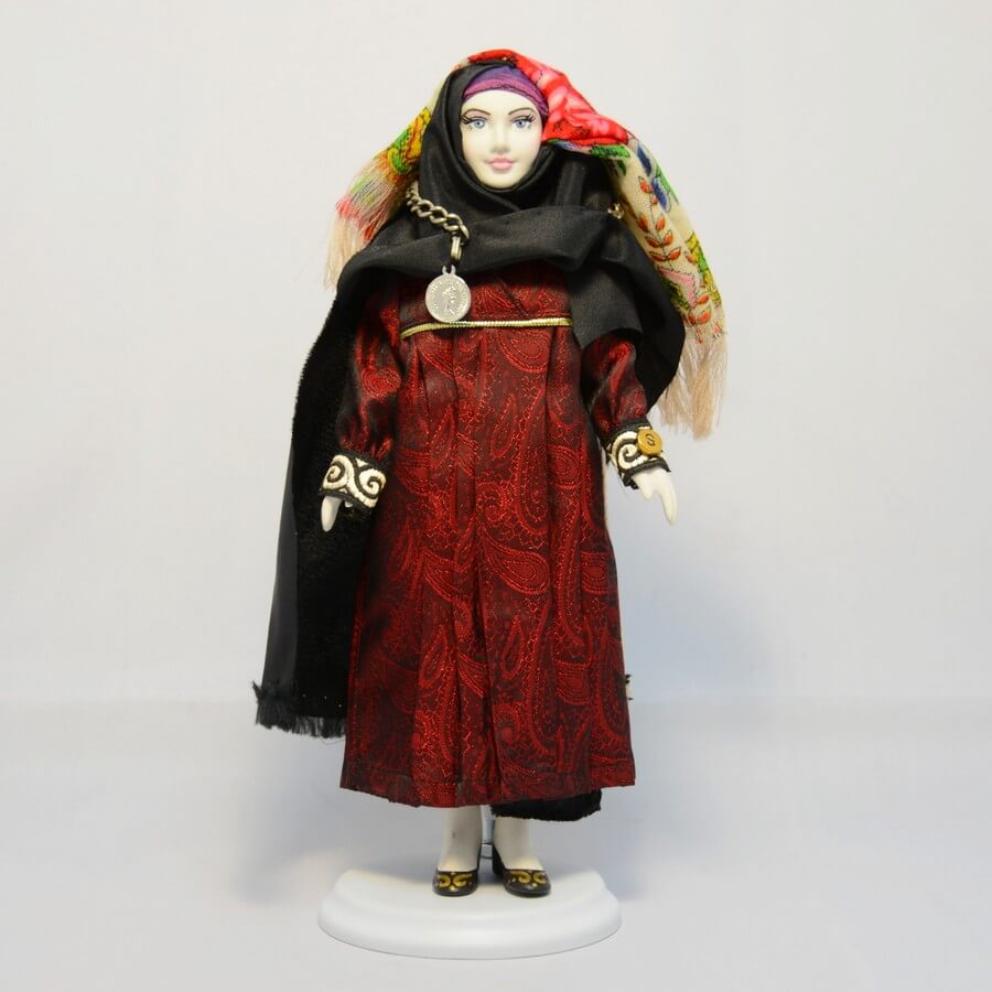 Коллекционная кукла в даргинском (гебинском) национальном костюме