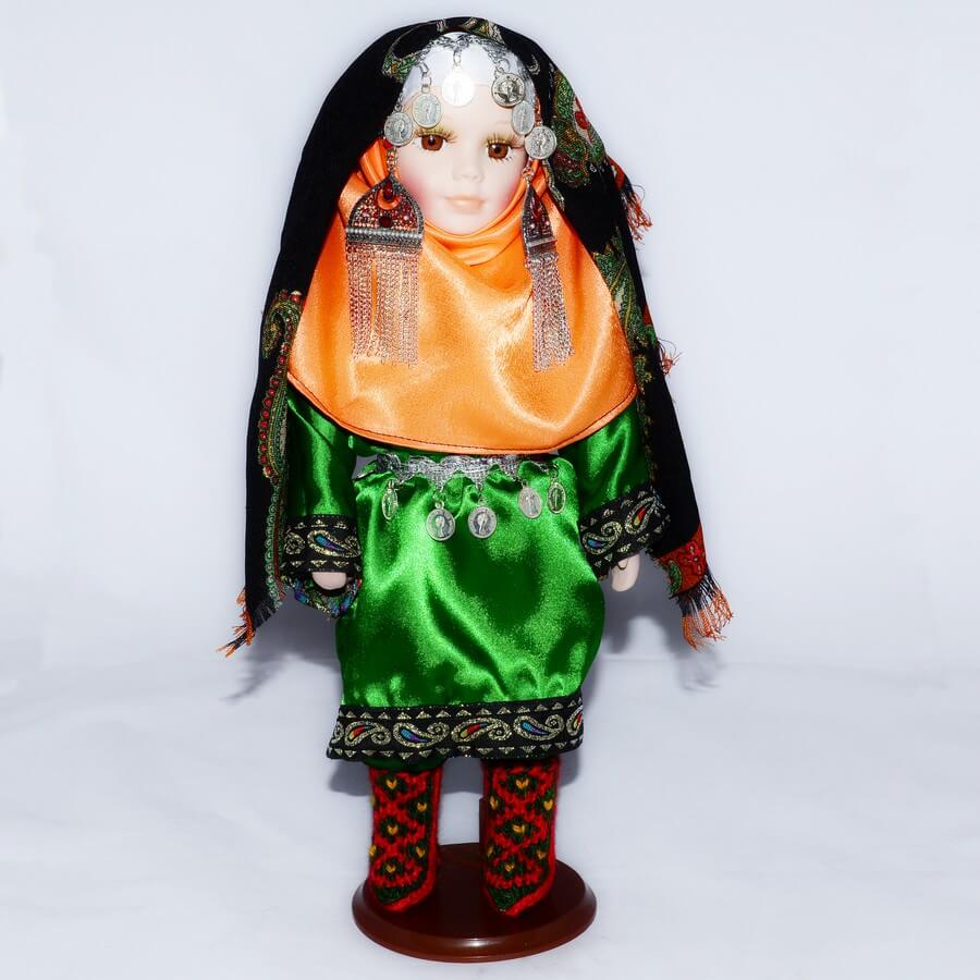 Кукла в дагестанском (балхарском) наряде (средний размер)
