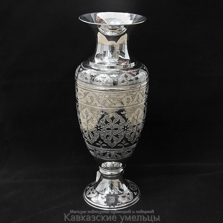 картинка Серебряная кубачинская большая ваза "Триумф" от магазина Кавказские умельцы