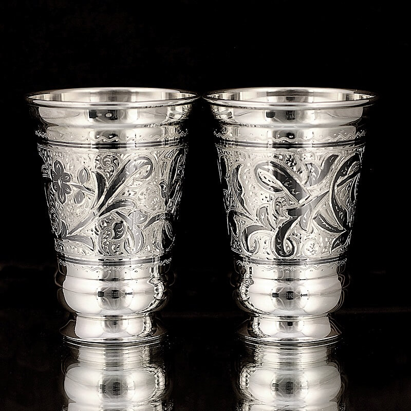 Набор из двух серебряных стаканов "Росток" ручной работы
