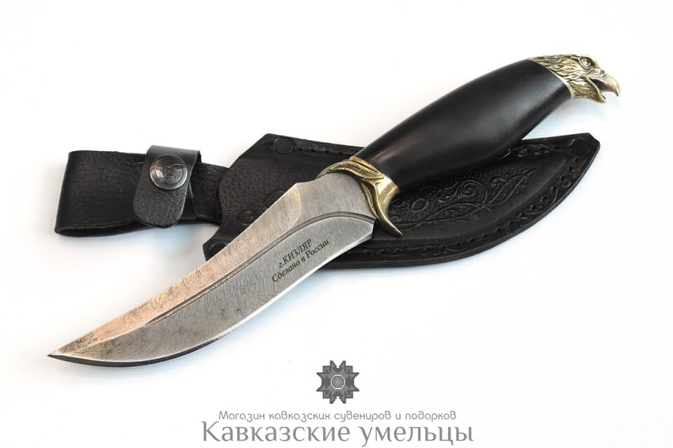 картинка Кизлярский нож из дамасской стали Ястреб с гардами ручной работы от магазина Кавказские умельцы