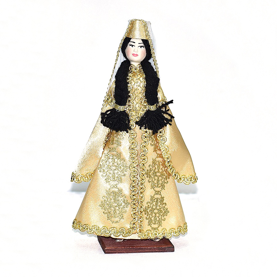 Кукла Горянка в кавказском национальном платье золотого цвета (30 см)