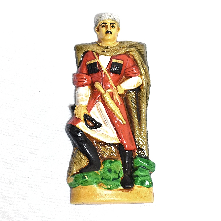 картинка Магнитик сувенирный Горец в Бурке от магазина Кавказские умельцы