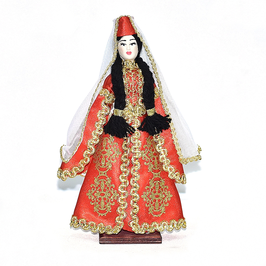 Кукла Горянка в кавказском национальном платье красного цвета (25 см)