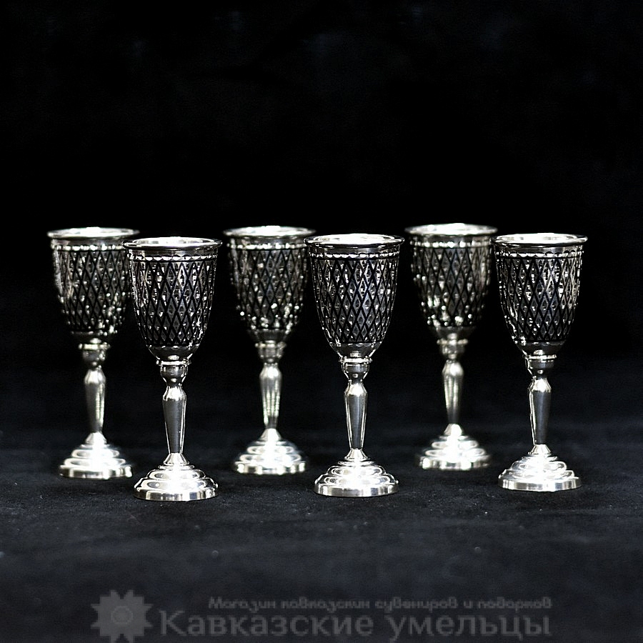 картинка Набор из шести серебряных рюмок "Линия" от магазина Кавказские умельцы
